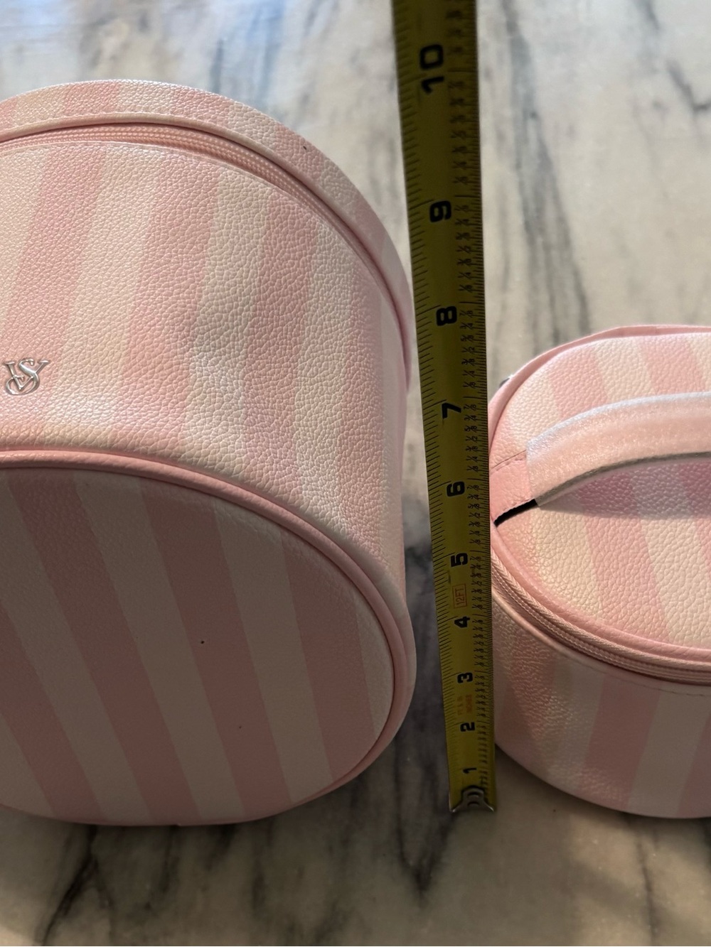 Victoria’s Secret Striped Pink Travel Cosmetic Case Set - Picture 5 of 5